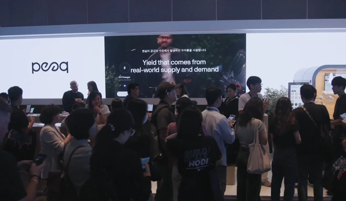 peaq booth at a public event